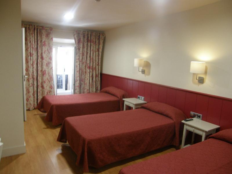 מדריד Hostal Matheu מראה חיצוני תמונה