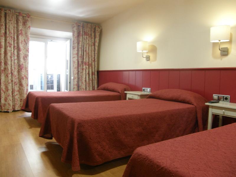 מדריד Hostal Matheu מראה חיצוני תמונה